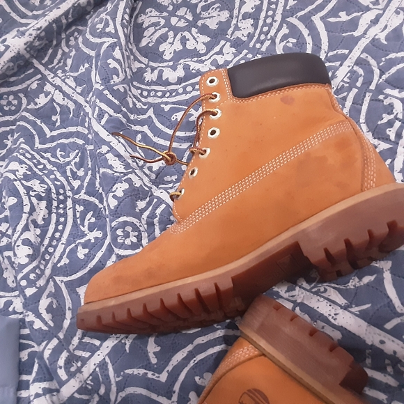 Authentic Timberland Boots sz 8 - Picture 9 of 11